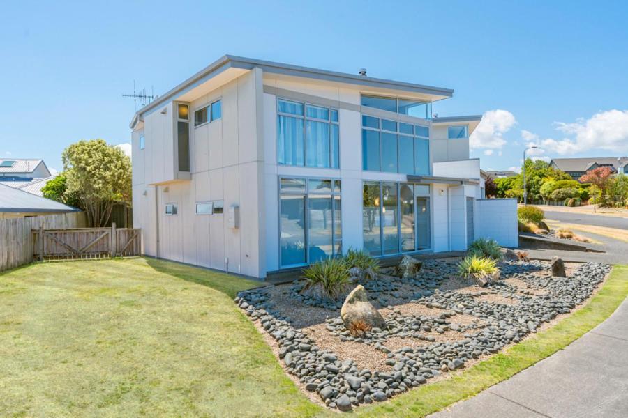 Lake Taupo Gem Luaran gambar